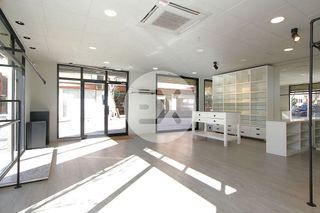 Local comercial en alquiler en Centre en Castelldefels