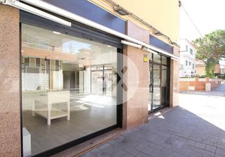 Local comercial en alquiler en Centre en Castelldefels