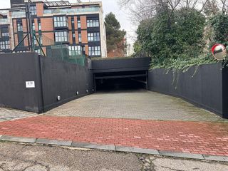 Garaje en alquiler en Canillas en Madrid