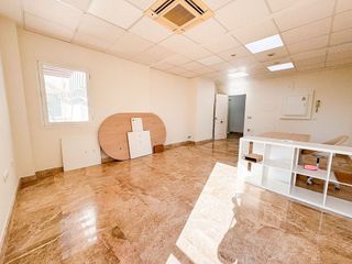 Oficina en alquiler en Los Naranjos - Las Brisas en Marbella