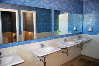 Oficina en alquiler en Los Naranjos - Las Brisas en Marbella