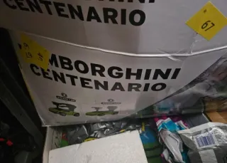 Coche correpasillos Lamborghini amarillo