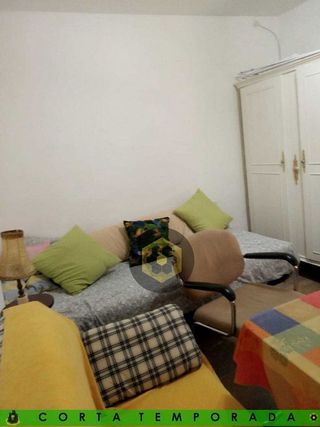 Estudio en alquiler en Camino de Ronda - Rosaleda en Granada