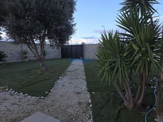 Chalet en alquiler en Montequinto en Dos Hermanas