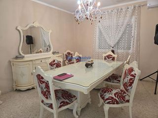 Chalet en alquiler en Montequinto en Dos Hermanas