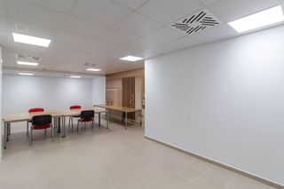 Oficina en alquiler en La Almozara en Zaragoza