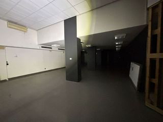 Local comercial en alquiler en El Carmel en Barcelona