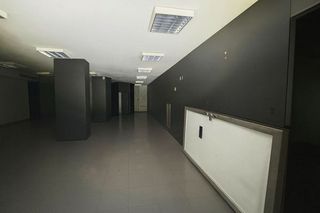 Local comercial en alquiler en El Carmel en Barcelona