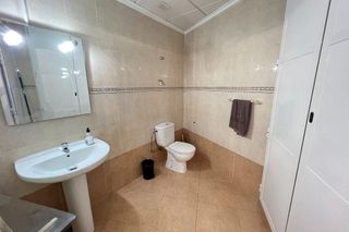 Local comercial en venta en Zona Pueblo en Guardamar del Segura