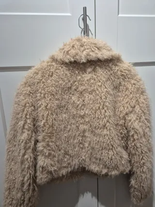 Chaqueta pelo Zara beige Talla M
