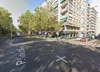 Local comercial en alquiler en Pº Zorrilla - Cuatro de Marzo en Valladolid
