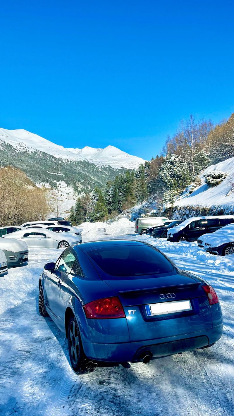 Audi TT - foto 1