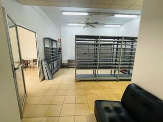 Local comercial en venta en Arenales - Lugo - Avenida Marítima en Palmas de Gran Canaria(Las)