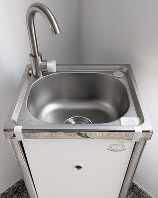 Lavamanos Autónomo Inoxidable y Melamina Blanca