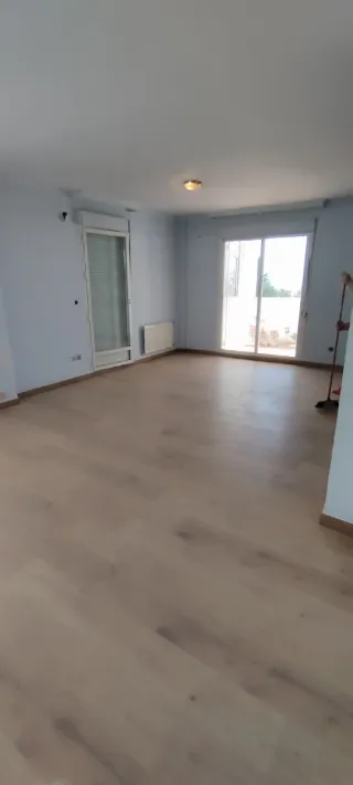 montador profesional de parquet...