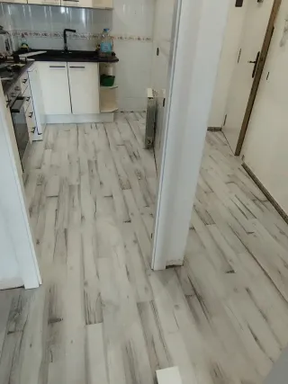 montador profesional de parquet...