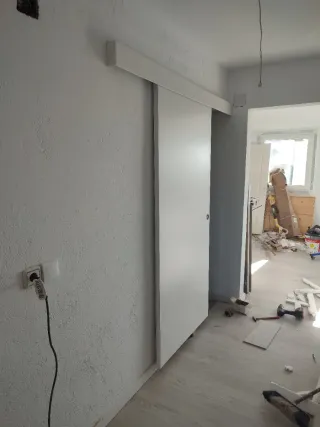 montador profesional de parquet...