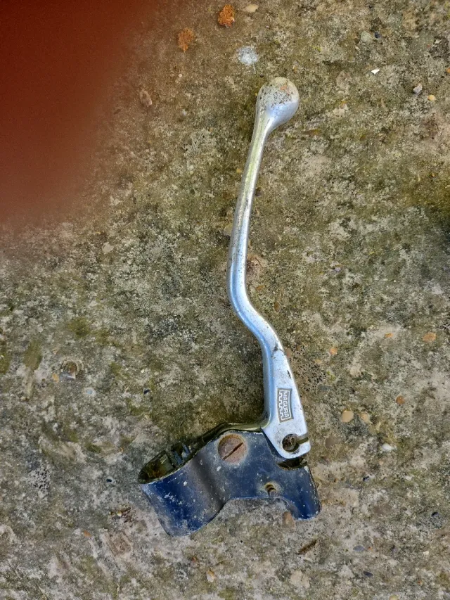 Juego de manetas de moto MAGURA y ELUSITO