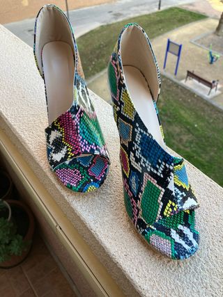 Tacones Multicolor Talla 39