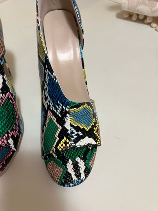 Tacones Multicolor Talla 39