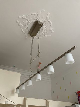 Lámpara de techo Tigit minimalista