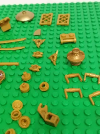 Lote 3: Accesorios Dorados Lego Ninjago