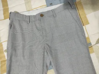 Pantalón Zara cuadros vestir talla 38