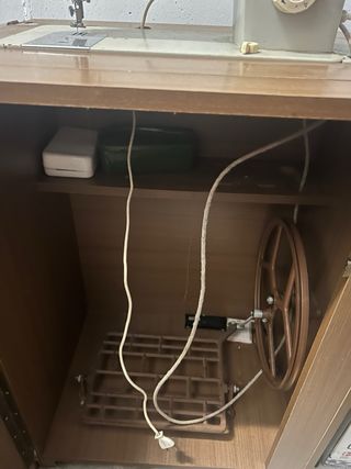 Máquina de coser Sigma Automática con mueble