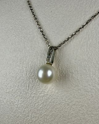 Cadena y colgante oro blanco 18k perla