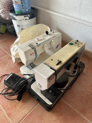 2 Máquinas de Coser Alfa