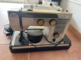 2 Máquinas de Coser Alfa