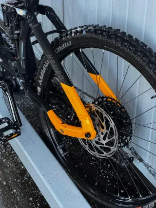 Bicicleta Eléctrica Montaña Negra