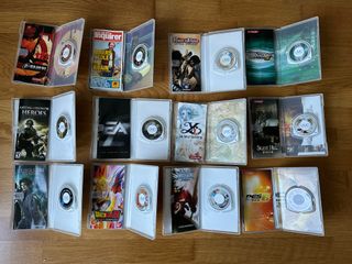 Consegna di giochi PSP PAL completi