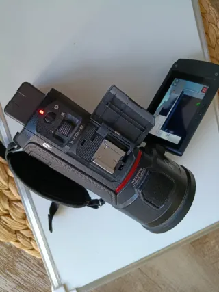 Videocámara Panasonic HC-VX1 4K