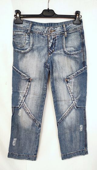 Jeans al polpaccio vintage anni Duemila
