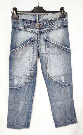 Jeans al polpaccio vintage anni Duemila