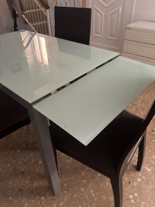 Mesa comedor extensible vidrio 4 puestos