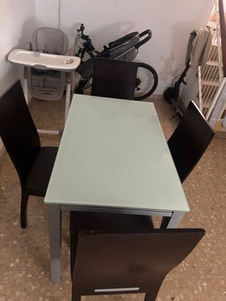 Mesa comedor extensible vidrio 4 puestos
