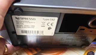 Cafetera Nespresso Negra