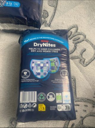 2 paquetes Huggies DryNites Talla 8-13