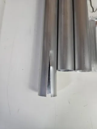 Rinconera de ducha metálica telescopica Wenko