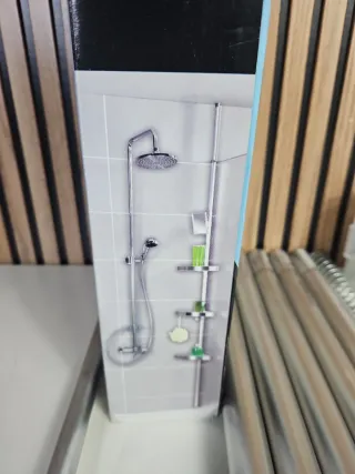 Rinconera de ducha metálica telescopica Wenko