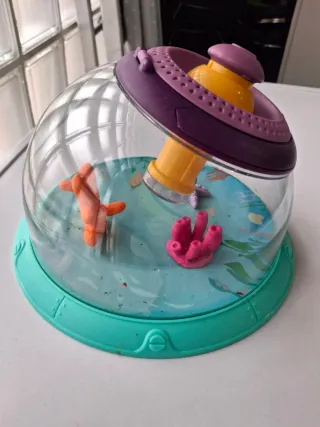 Pecera/Insectario con Microscopio