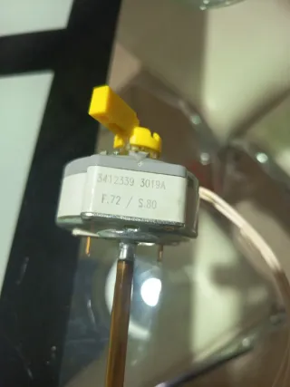 Termostato Termo Eléctrico con Bombilla