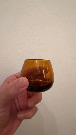 Jarra y vasos vintage ámbar