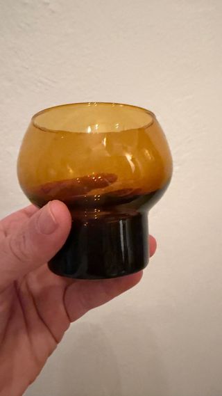 Jarra y vasos vintage ámbar