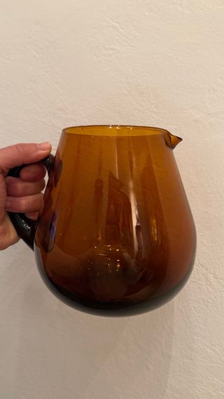 Jarra y vasos vintage ámbar