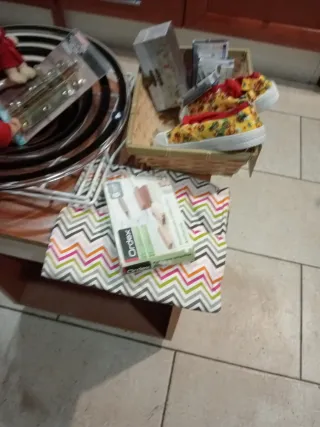 Lote accesorios varios, zapatillas n. 26