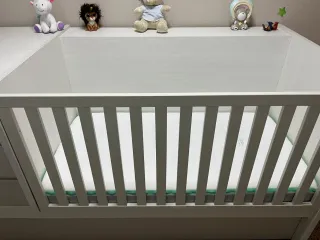 Cuna convertible para bebé