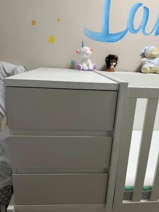 Cuna convertible para bebé